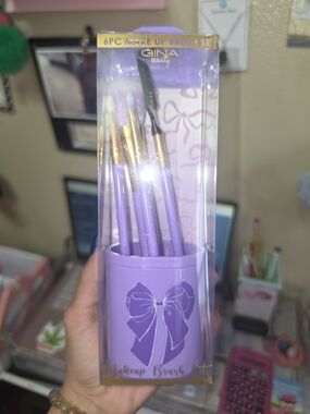 Gina Beauty 6PC Purple Makeup Brush Set